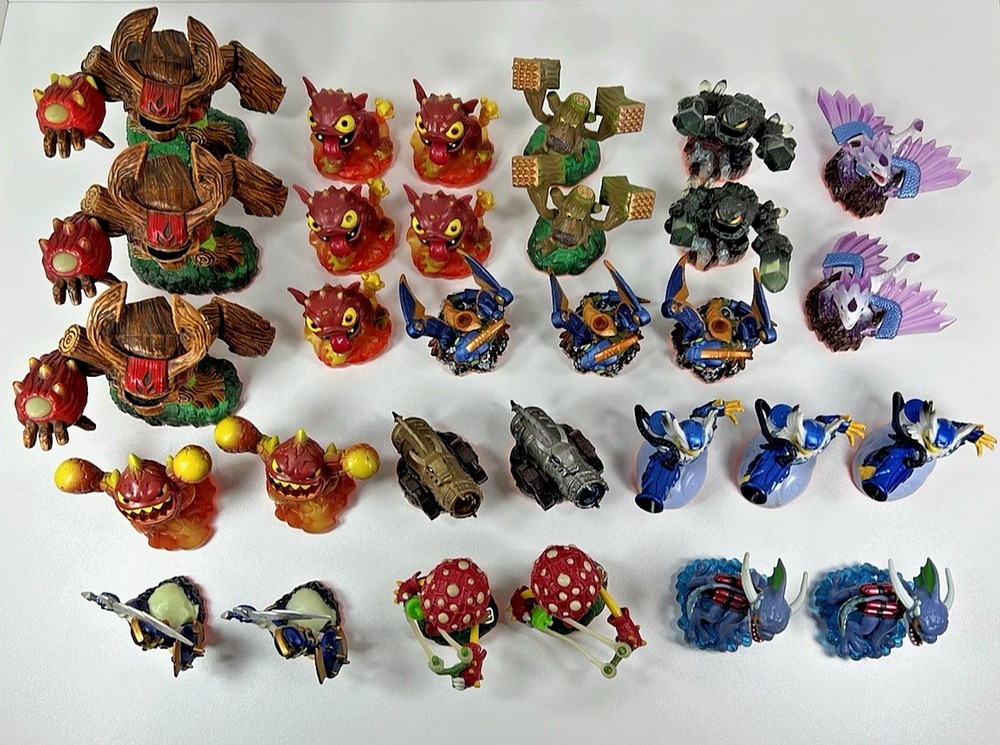 Skylanders Giants Lot of 45 all Play Tested Please see Pictures